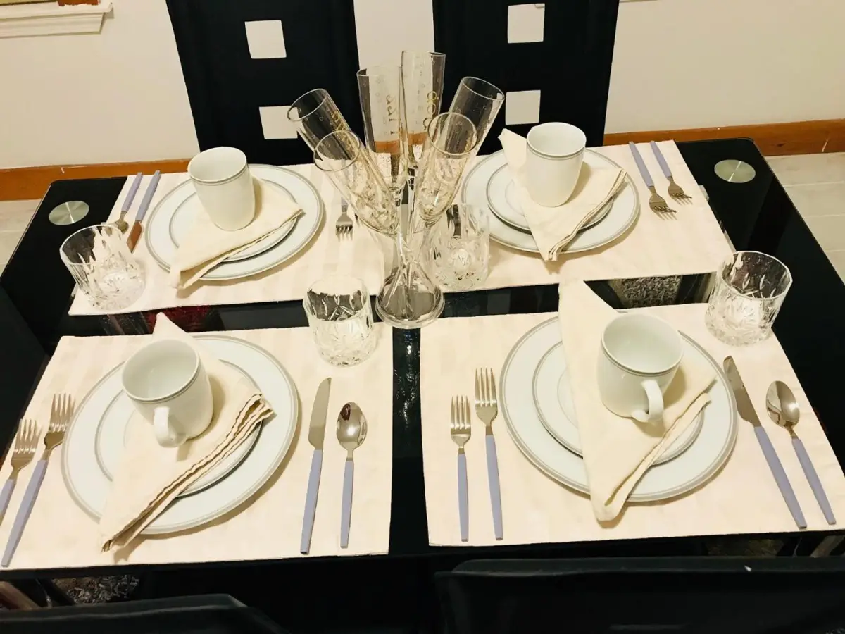 Boston Lodge and Suites 6