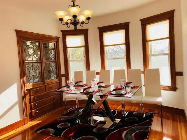 Boston Lodge and Suites 4